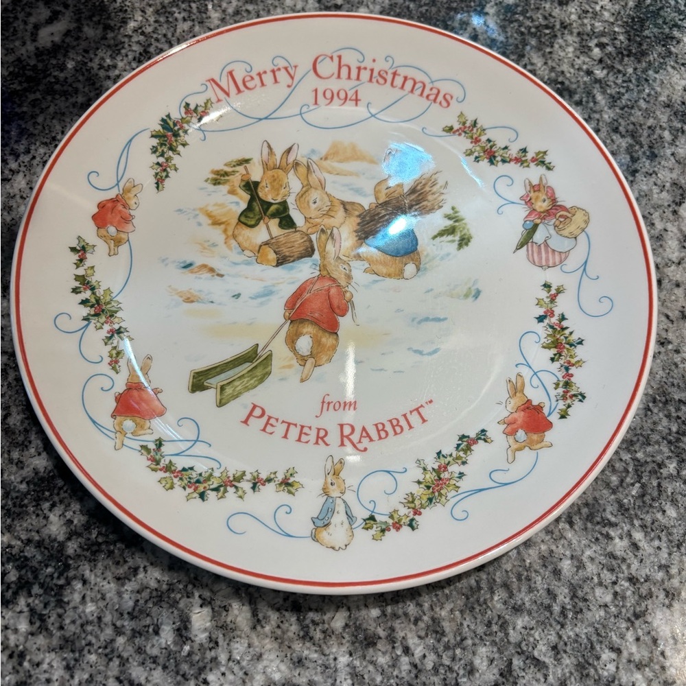 Wedgwood White and Red Dinnerware Set with Classic Design